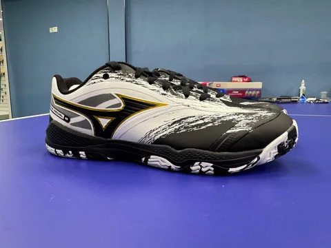 Mizuno Wave Medal 8 Black